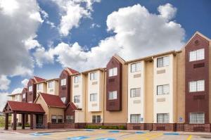 Days Inn by Wyndham near Kansas Speedway, Kansas City