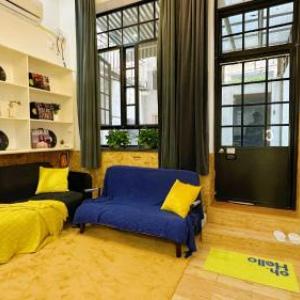 CityWalk Cottage With Two Beds and Courtyard