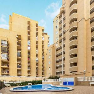 Awesome Apartment In Torrevieja With Wifi