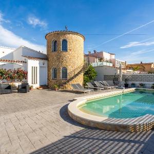 WELCS CASA 111 EMP con piscina privada y parking