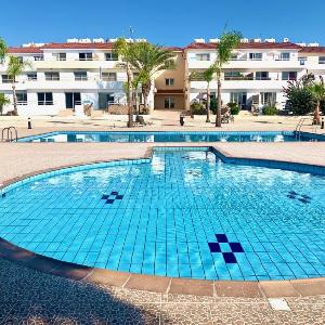 NISSI BEACH AYIA NAPA Pool View Apartment Large Terrace 450m from Nissi Beach