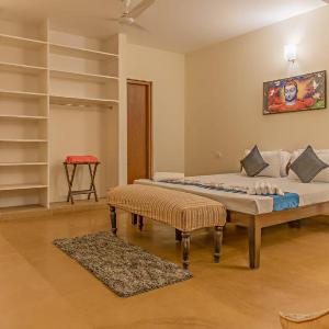 Night Sky Stay kasauli Entire 3BHK 4BHK 6BHK peaceful with massive Garden Walking Path