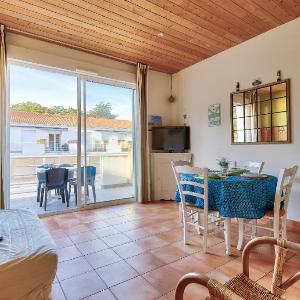 400m de la plage appartement avec piscine