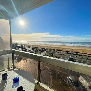 Appartement 2 chambres spacieux avec parking privé pour 6 personnes face à la mer - FR-1-323-333