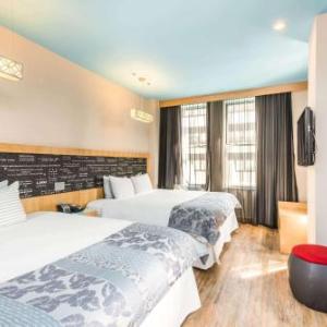 TRYP by Wyndham New York City Times Square / Midtown