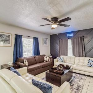 Lush Designer Home - Near The Heart Of Ybor City