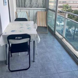 BEL APPARTEMENT P2 - CENTRE VILLE - BORD DE MER