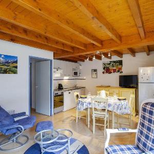 Appartement T4 avec balcon 4-6 pers proche centre et télécabine navette gratuite