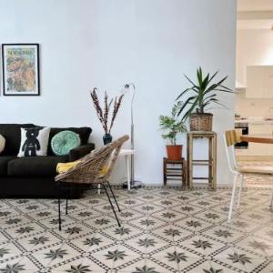 Vintage Apt 4BR Mar Mikhael