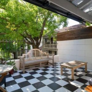 Multi Level Surry Hills Home - 4 Bedrooms