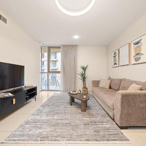 Modern & Comfortable 1-Bedroom Oasis with Luxury Amenities