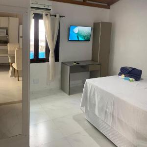 Chalé com lareira & jacuzzi privativa aquecida 300 m da Praia e Roda Gigante