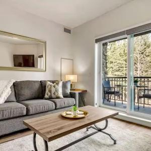 Mt Lady MacDonald Suite @ Grande Rockies