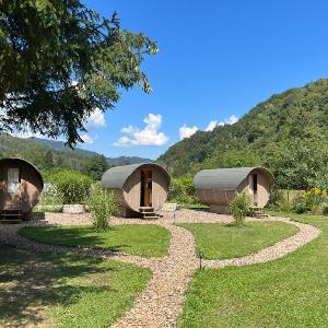 4 Elements Glamping & Apartments