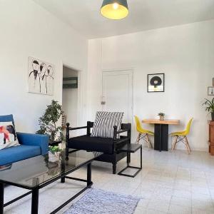 Sunlit 2BR apt on MarMikhael Stairs