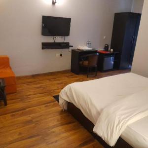 Hotel Omaxe Eternity