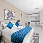 StoneTree - Stylish Studio Apartment in Damac Hills Dubai