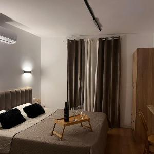 Bllok Scandi Apartments 2 Self -check-in Tirana