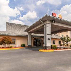 Econo Lodge Inn & Suites Middletown