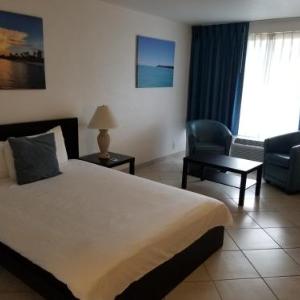 Dolphin Key Resort - Cape Coral