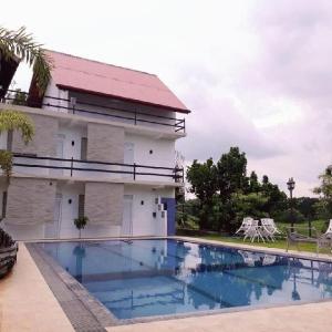 Royal Crown Residence Hotel
