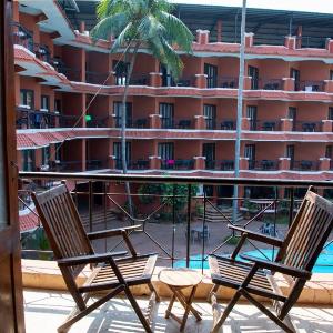 Ronne's 2BHK BAGA Apartment