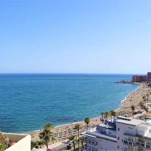 Benalmadena Front Line Sea View 1 Bedroom Large Apartment