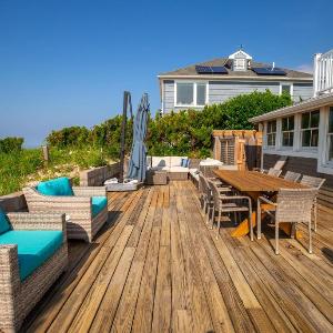 Diana Luxury Retreat: Private Beach and Vineyards