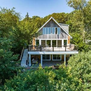 Nature's Paradise: Private Dock & Water Views