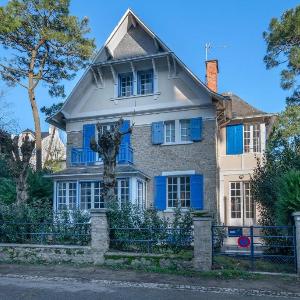 Belle villa bauloise à deux pas de la plage