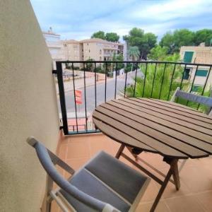Apartamento con WiFi y parking a 50 metros de la playa Cargador - ALBERT VILLAS