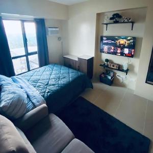 Casa de Guapo - AYALA Serin East Taal View Condo