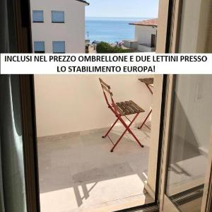 RS304 - Marcelli nuovo bilo fronte mare con spiaggia inclusa