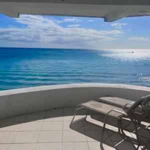 Purple Rain - Direct Beach Access Ocean views 2 Bedroom 2 Bathroom Mullins Beach Front Bliss