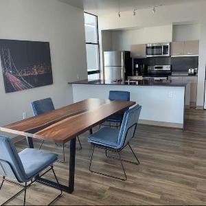 Modern 2-Bedroom Apartment in Little Italy