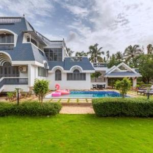 StayVista's Grey Mosaics - Vasai - 5BHK Villa with Pool Table & Private Pool