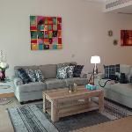 Lovely 2 BR spacious Palm apt Dubai 