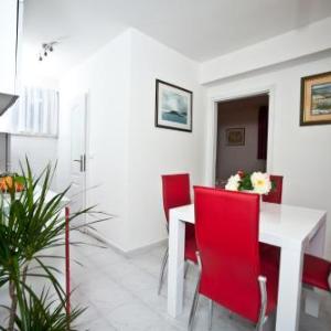 Apartment Lina near beach&Old town