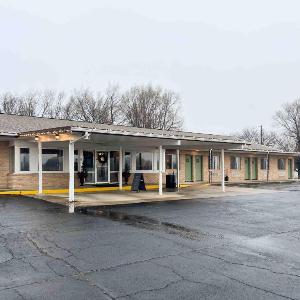 The Trail Inn - Slayton MN - HWY 59