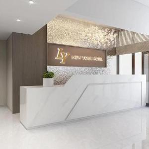 Ly New York Hotel