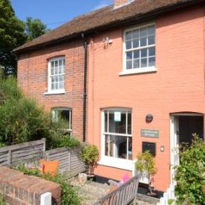 6 Coastguard Cottages Aldeburgh