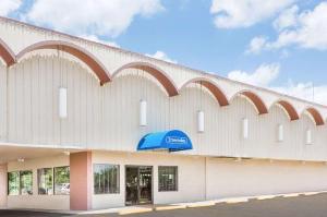 Travelodge by Wyndham Shreveport LA, Shreveport
