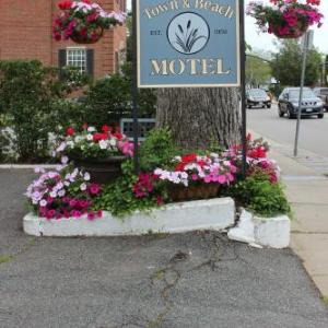 Veterans Memorial Park Vineyard Haven Hotels - Town & Beach Motel