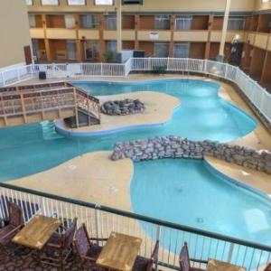 Clarion Inn & Suites and Convention Center