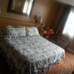 Berkeley Springs Hotels Deals At The 1 Hotel In Berkeley Springs Motel