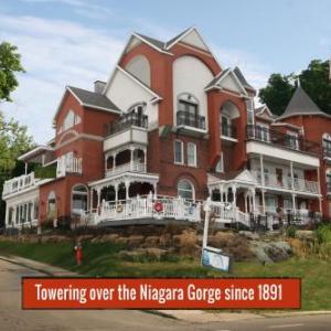 Hotels near Niagara Centre for the Arts - Niagara Grandview Manor