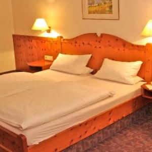 Ochsenfurt Hotels Deals At The 1 Hotel In Ochsenfurt Germany