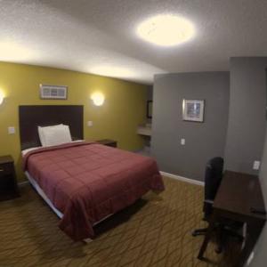 Casey's Center Des Moines Hotels - Cozy Rest Motel