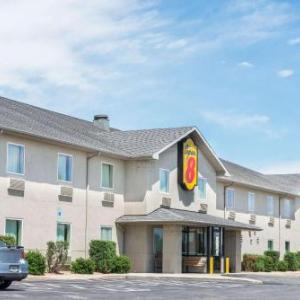 Experience Gateway Williamsport Hotels - Super 8 by Wyndham Hagerstown/Halfway Area