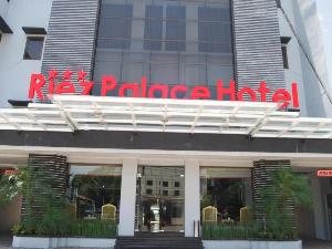 Riez Palace Hotel, Tegal